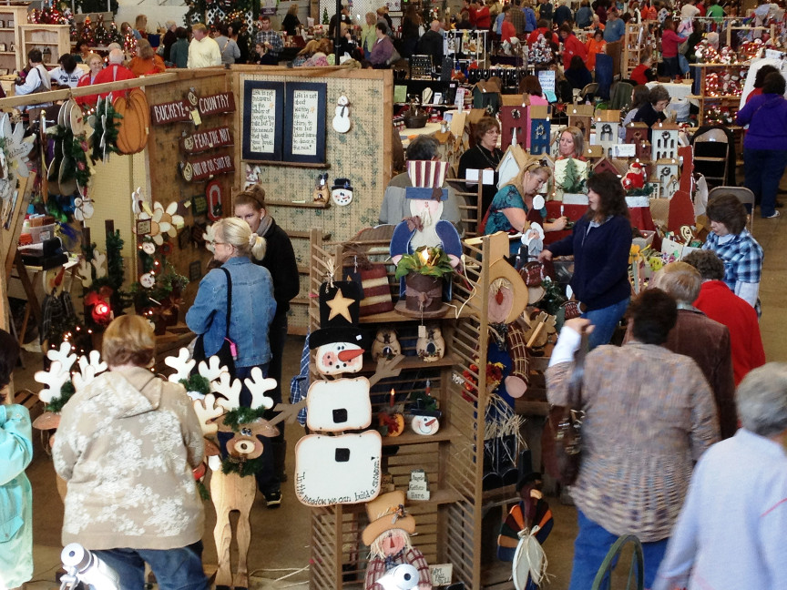 christmas in october craft show findlay ohio