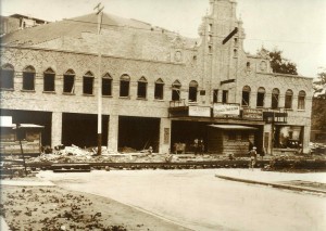 Marion Palace Theatre under construction.