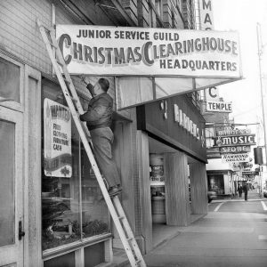 Historical photo of Christmas Clearinghouse in downtown Marion.